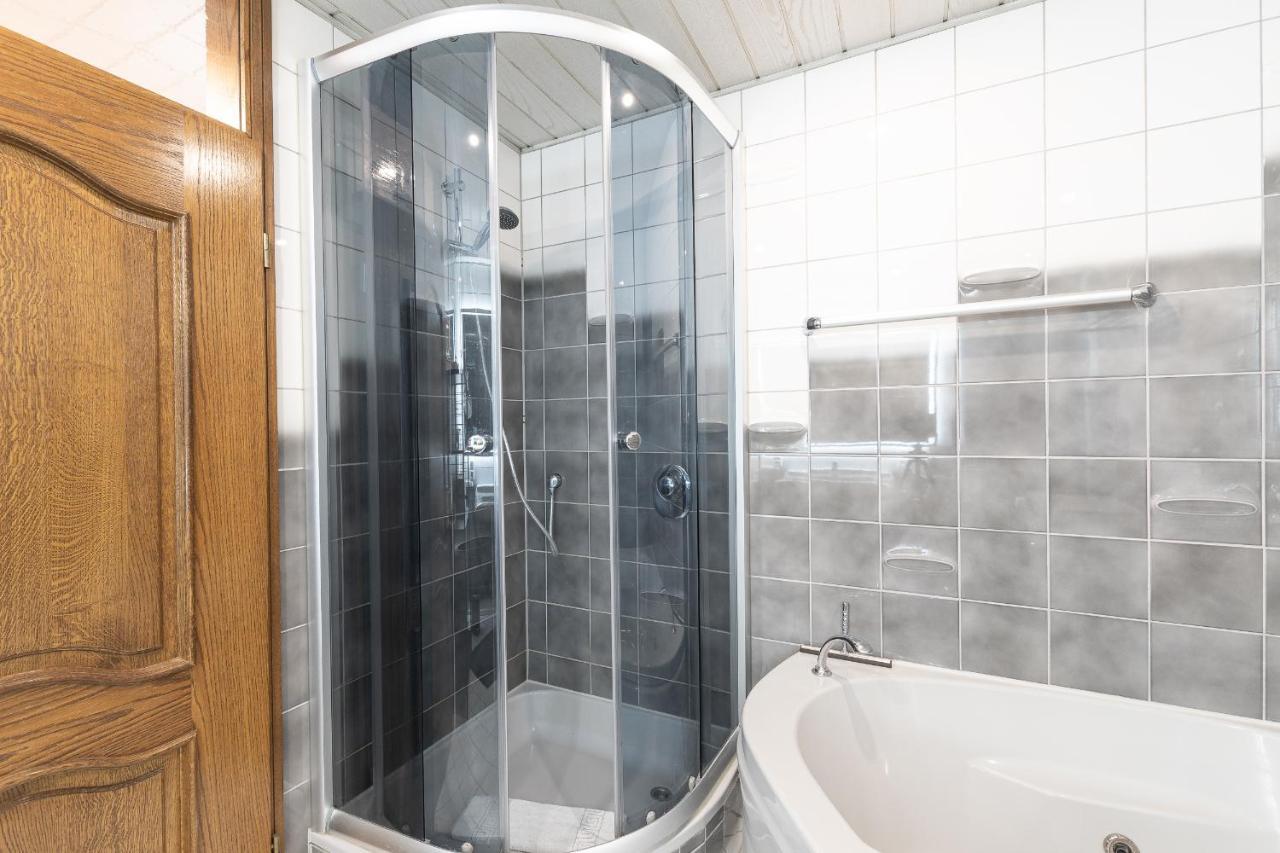 Hotel Porta Nigra Трир Экстерьер фото