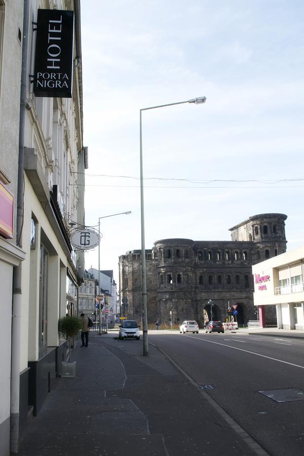 Hotel Porta Nigra Трир Экстерьер фото